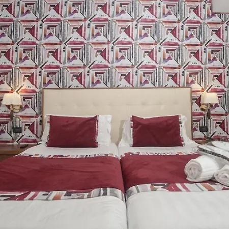 San Pietro 4* Naples