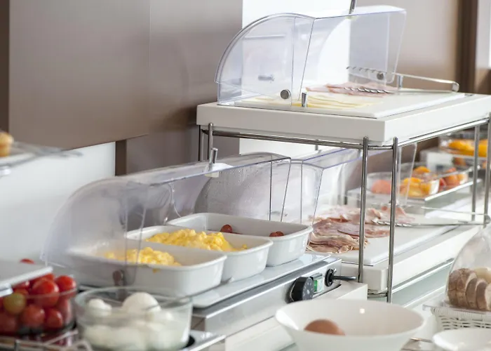 San Pietro 4* Naples